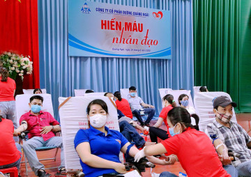 QNS với phong trào hiến máu tình nguyện "Mỗi giọt máu cho đi, một cuộc đời ở lại"